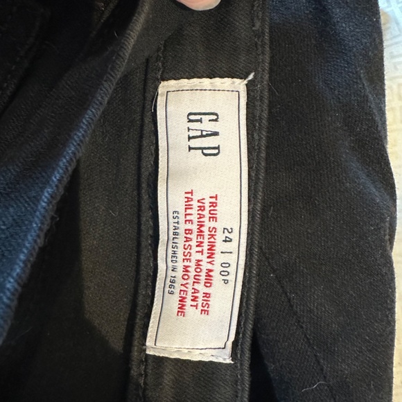 Gap True Skinny Mid Rise Jeans - Picture 6 of 6